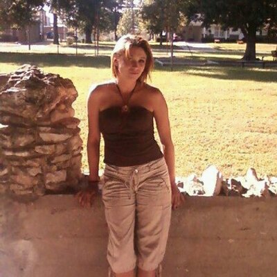 Profile Picture of Amanda Tindall (@aburch939) on Twitter