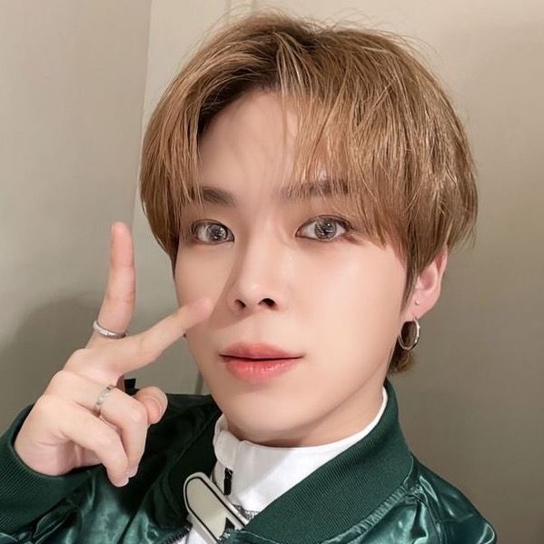 Profile Picture of 🫶🏼 (@theodoreble) on Tiktok