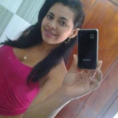Profile Picture of Astrid Acevedo (@astridacevedo3) on Twitter