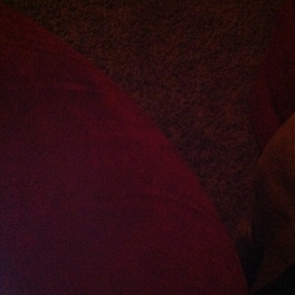 Profile Picture of Julian Serratos (@juliancheer) on Poshmark