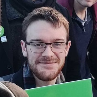 Profile Picture of Matthew Hull 🌍 🍉 (@mj_hull) on Twitter