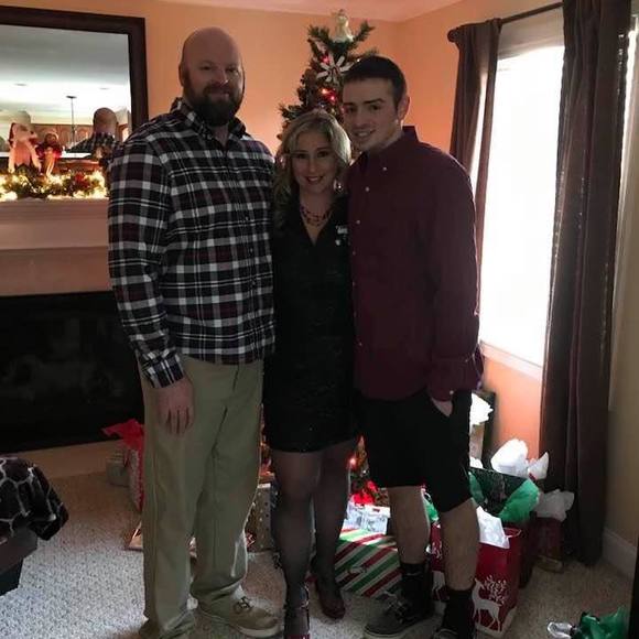 Profile Picture of Matt Ayers (@mattymoose15) on Poshmark