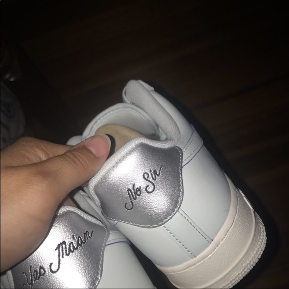 Profile Picture of Destiny Gregson (@desmarie422) on Poshmark