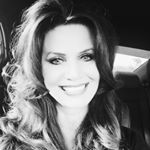 Profile Picture of Sheila 🌺 (@sheilacatron) on Instagram