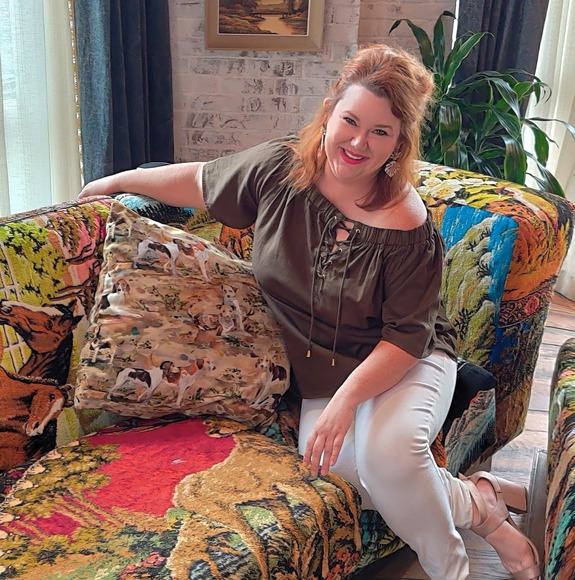 Profile Picture of Lecye Lippoldt (@lecye) on Poshmark