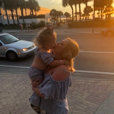 Profile Picture of Leigha Arnold (@CarterLeigha) on Twitter