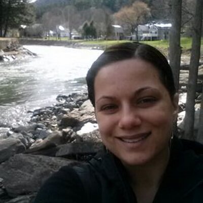 Profile Picture of Elaine Ramirez Marsh (@GreenHazel84) on Twitter