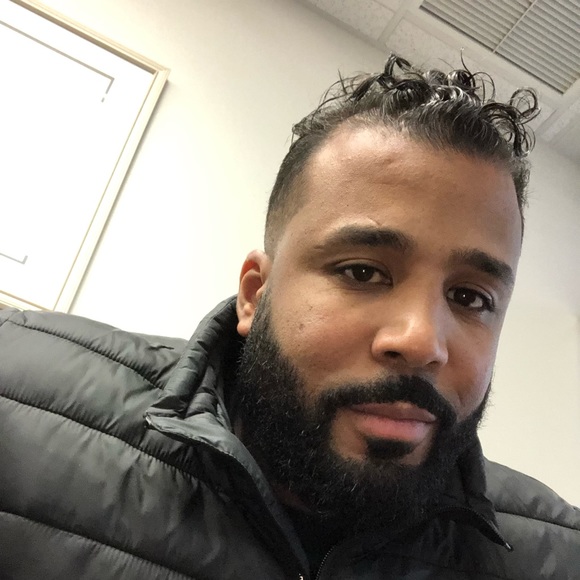 Profile Picture of Pascual Morla (@ariel9ta) on Poshmark