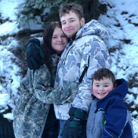 Profile Picture of Lacey Ray (@laceyray910) on Poshmark