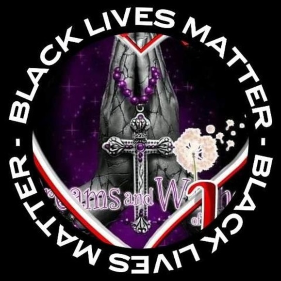 Profile Picture of Tori Monroe (@monroetori40) on Poshmark