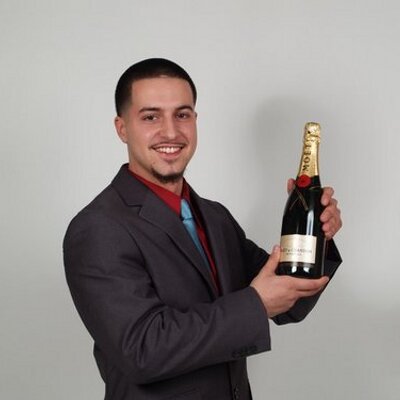 Profile Picture of Gary R Almeida (@BooGaddi) on Twitter