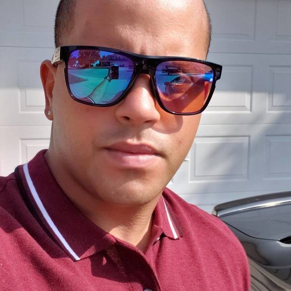 Profile Picture of Michael Melendez (@melemichael23) on Poshmark