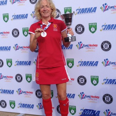 Profile Picture of Deborah Card (@deborahcard) on Twitter