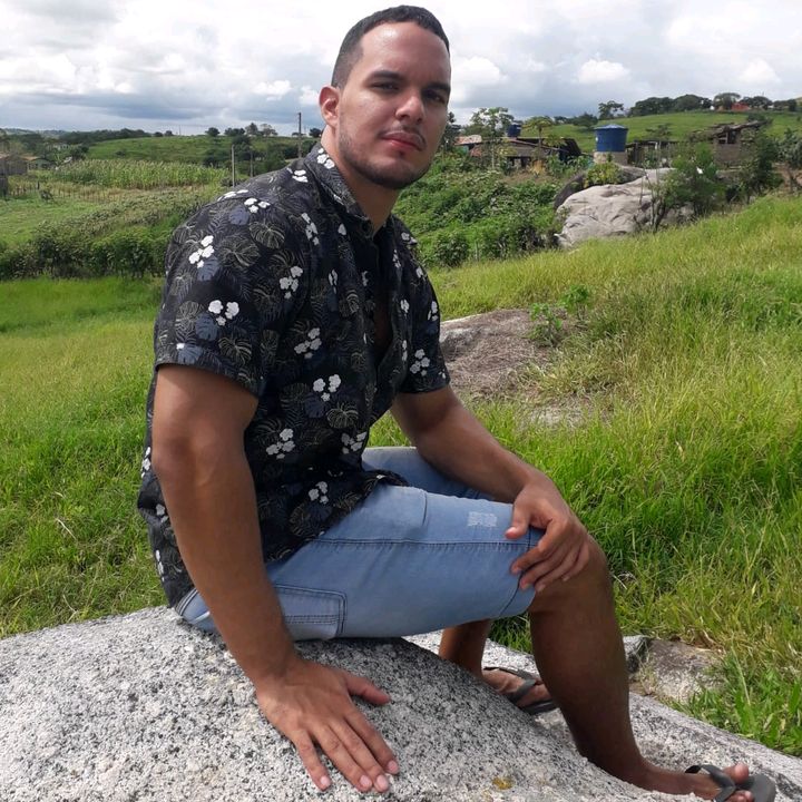 Profile Picture of albertwag (@albertwag) on Tiktok