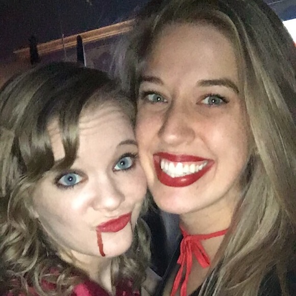 Profile Picture of Ariel Wiley (@wiley_ariel) on Poshmark