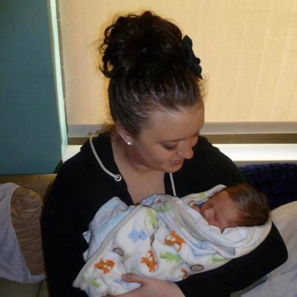 Profile Picture of Leanna Walsh (@walsh0316) on Poshmark