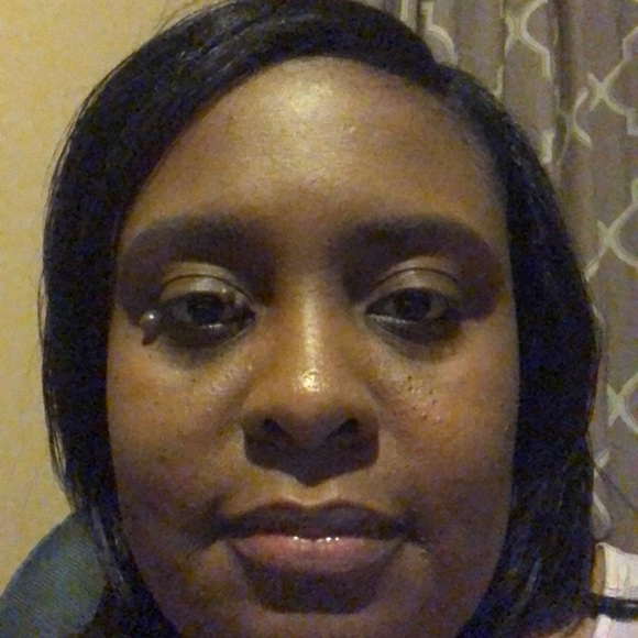 Profile Picture of Lachanda Grice (@lsgrice40) on Poshmark