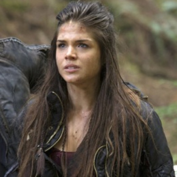 Profile Picture of Octavia Bleyk (@octavia_blakee) on Poshmark