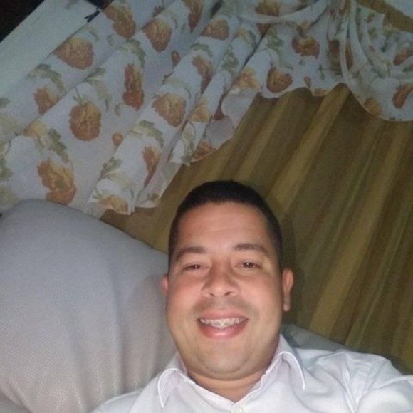 Profile Picture of Daniel Portillo (@portillod758) on Poshmark