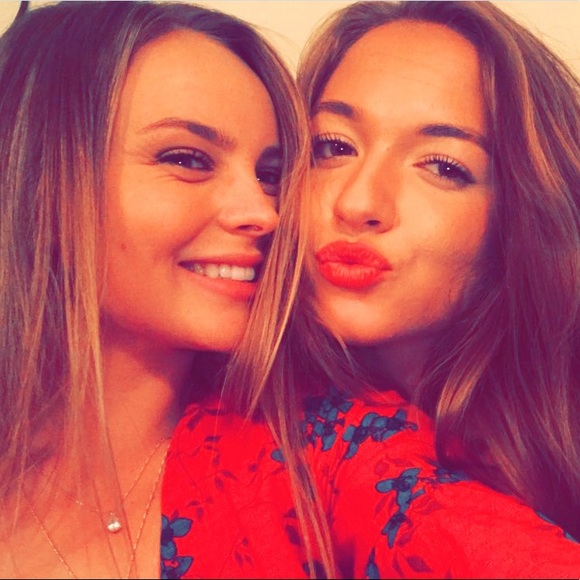 Profile Picture of Mckenzie Weinmann (@mckenziewein) on Poshmark