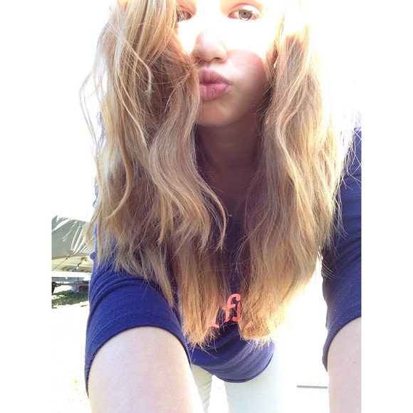 Profile Picture of Mahayla Adams (@mahayla_72) on Poshmark