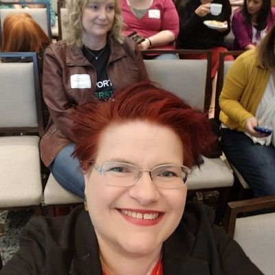 Profile Picture of Tracy Humphreys (@TracyCareQ) on Twitter