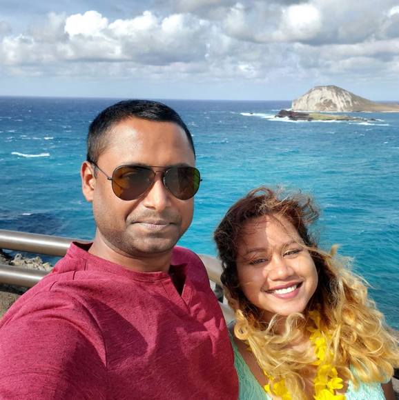 Profile Picture of Farhana Ahid (@fahid100) on Poshmark