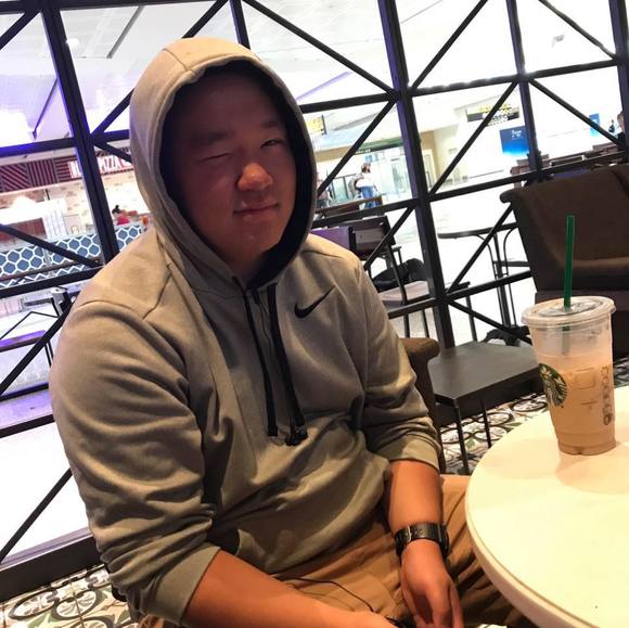 Profile Picture of David Poppen (@davidtjpoppen) on Poshmark