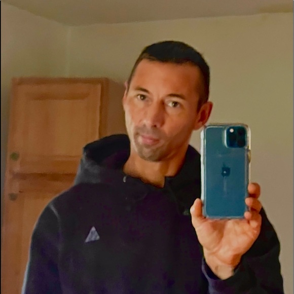 Profile Picture of N Clark (@nbclark1981) on Poshmark