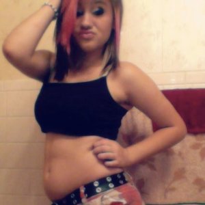 Profile Picture of Sarah Enqle (@337620856) on Myspace