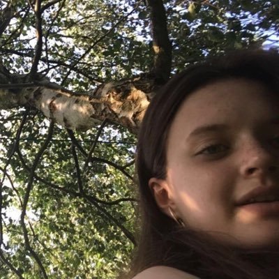 Profile Picture of Ella (@EllaDobson2) on Twitter