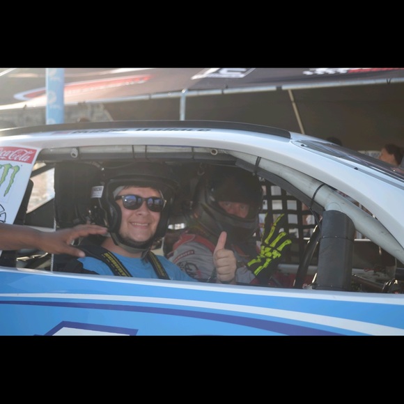 Profile Picture of Luke Dias (@tigor1) on Poshmark