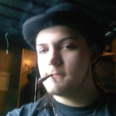 Profile Picture of Nick Merriman (@nulnirvana420) on Twitter