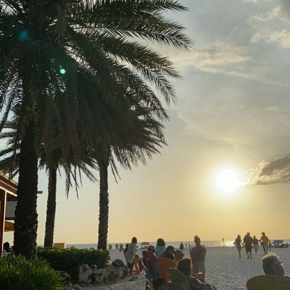 Profile Picture of Mandy Minnetto (@minnetto) on Poshmark