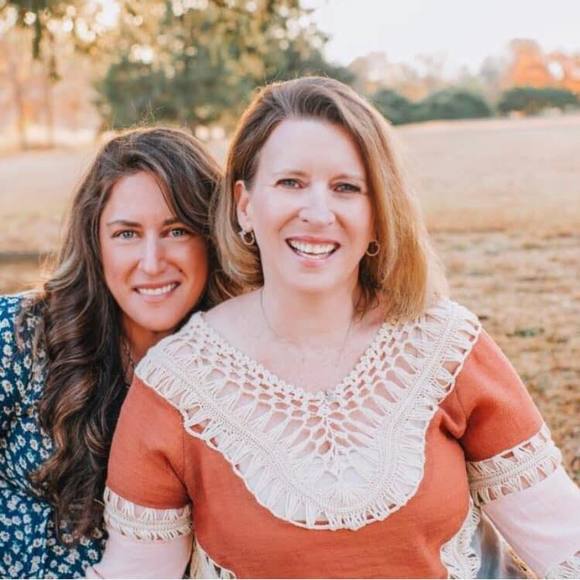 Profile Picture of Alexis Hemrick (@lexiesmile) on Poshmark