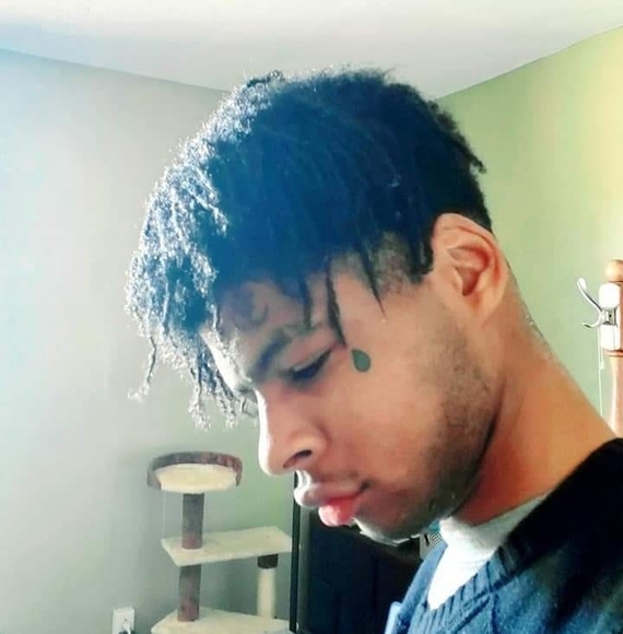 Profile Picture of Mage Cat (@mage_cat) on Poshmark