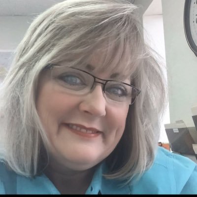 Profile Picture of Kim Hargis-Peck (@Filtergirl2014) on Twitter