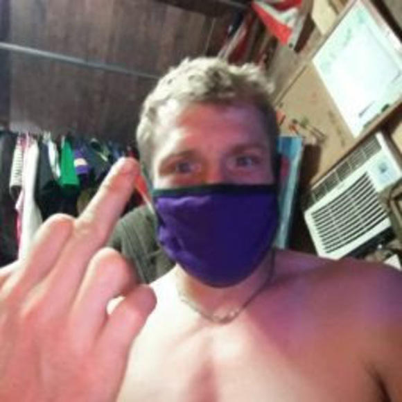 Profile Picture of Randall Harper (@randallharper) on Poshmark