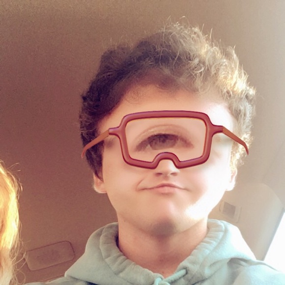 Profile Picture of William Tefteller (@wolfwill1999) on Poshmark