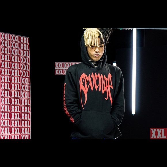 Profile Picture of Jose Almanza (@nomamesjose) on Poshmark