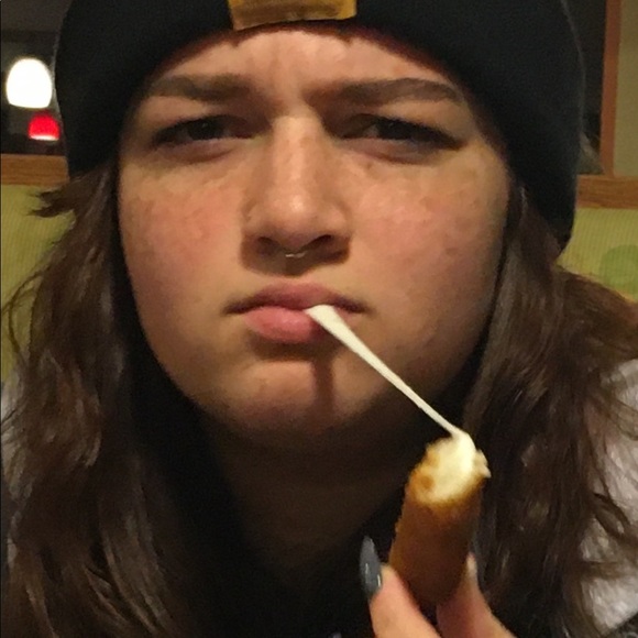 Profile Picture of Jas Pregler (@jazzycat05) on Poshmark
