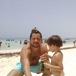 Profile Picture of Omar Ochoa (@omarochoa007) on Twitter