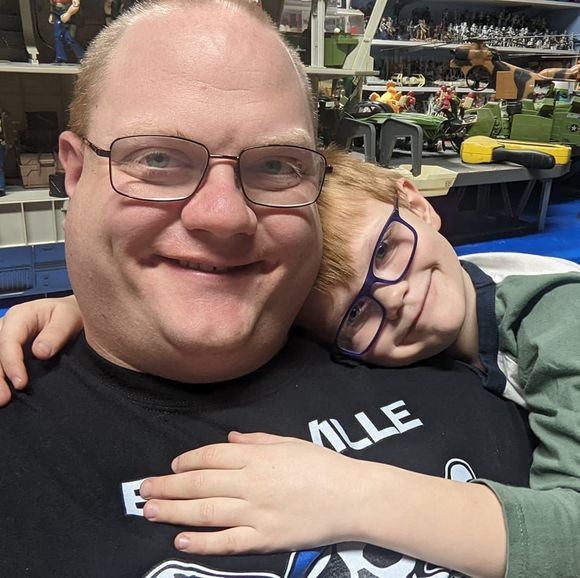 Profile Picture of Garon Overfield (@garon03) on Poshmark