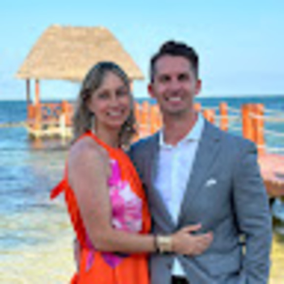 Profile Picture of Michael Dickson (@dicksonmp) on Poshmark