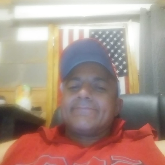 Profile Picture of Adrian Toribio (@adriantoribio33) on Poshmark