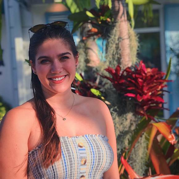 Profile Picture of Libby Lewis (@libbylewis) on Poshmark