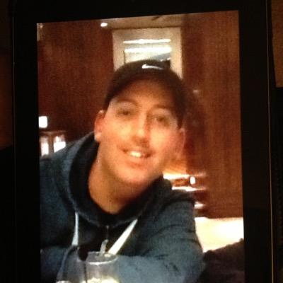 David Holton - Twitter Profile Picture of David Holton (@DavidCyns) on Twitter