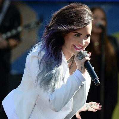 Profile Picture of Miranda (@iLovethatLovato) on Twitter