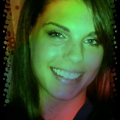 Profile Picture of Rachel (@rachelwalburn) on Twitter