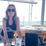 Profile Picture of Rosanne Wallace (@RosanneHB) on Facebook